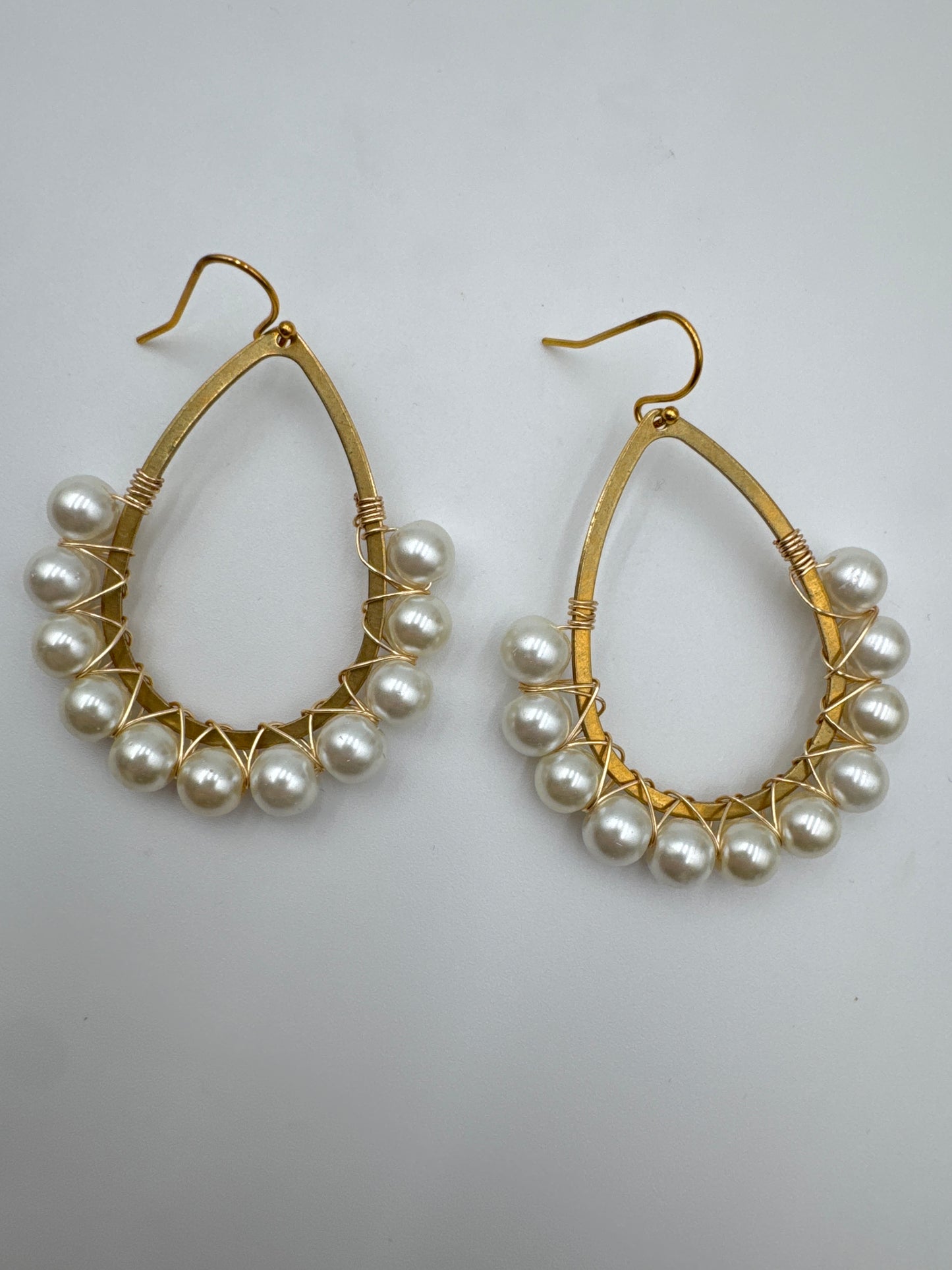 Pearl Gold Wire Wrapped Earring