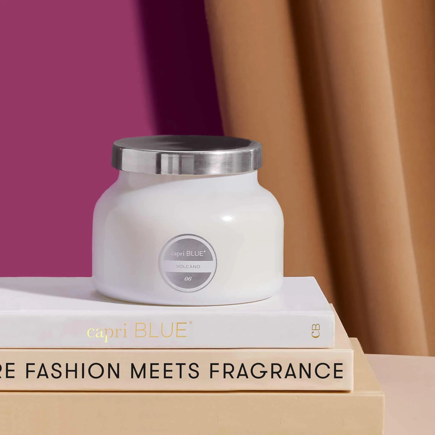 19 oz White  Signature Jar, Volcano