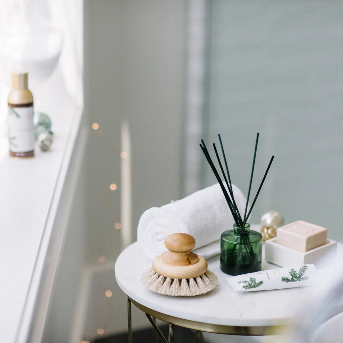 4 oz Petite Green Reed Diffuser, Frasier Fir